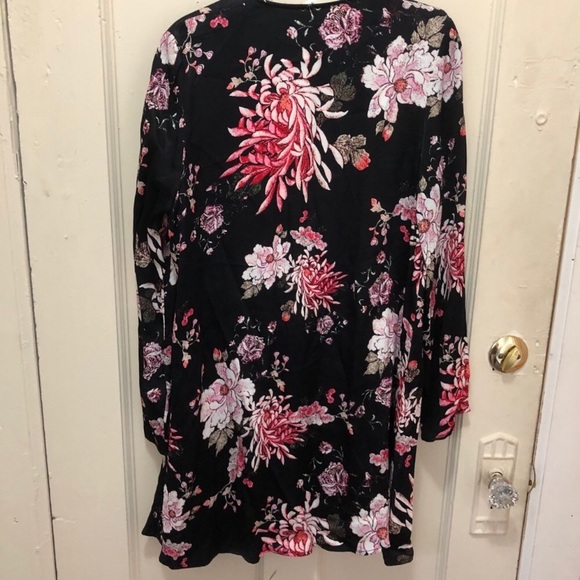 Some Days Lovin | Floral Wrap Dress Size S - Picture 8 of 8